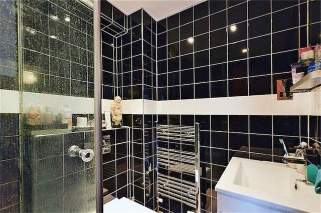  Image of 2 Bedroom Flat Share  To Rent at canary wharf
